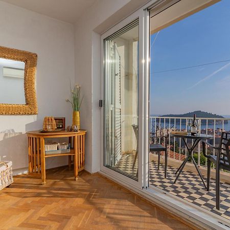 Sea And Old City View Apartment Dubrovnik Dış mekan fotoğraf